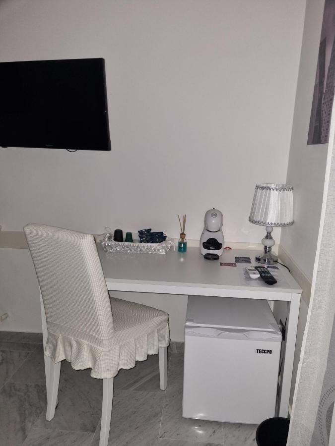 B&B Centrale Мессина Экстерьер фото
