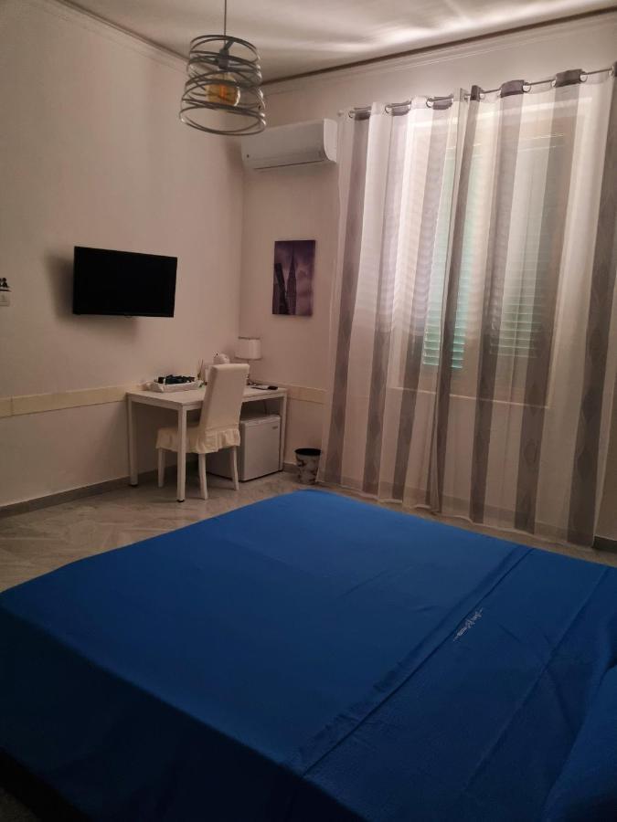 B&B Centrale Мессина Экстерьер фото