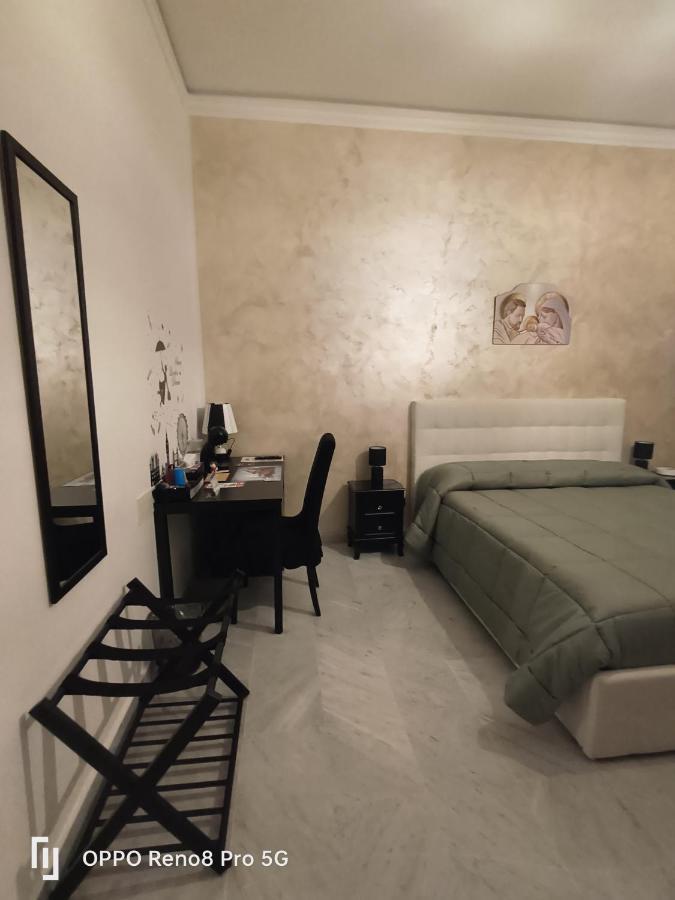 B&B Centrale Мессина Экстерьер фото